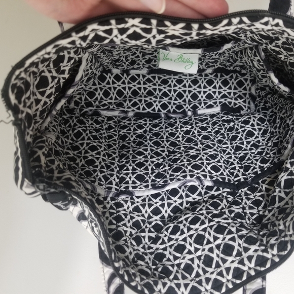 2 GUC Vera Bradleys for cleaning/repair, or upcycling - Picture 13 of 16